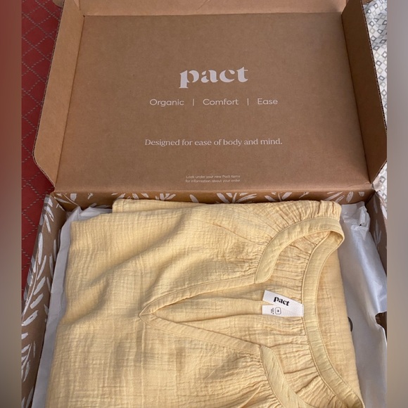 Pact Light Yellow Double Gauze 100% Organic Cotton Dress - Picture 10 of 10